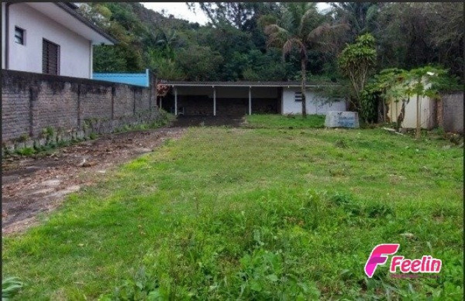 Imagem Terreno à Venda, 528 m² em Trindade - Florianópolis Imagem Terreno à Venda, 528 m² em Trindade - Florianópolis