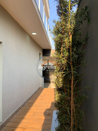 Imagem Casa com 3 Quartos à Venda, 200 m² em Chácara Do Ouro - Mogi Guaçu Imagem Casa com 3 Quartos à Venda, 200 m² em Chácara Do Ouro - Mogi Guaçu