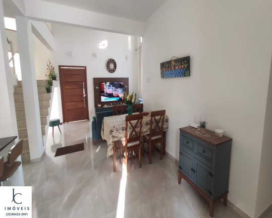 Imagem Casa com 3 Quartos à Venda, 253 m² em Loteamento Moradas Da Serra - São Lourenço