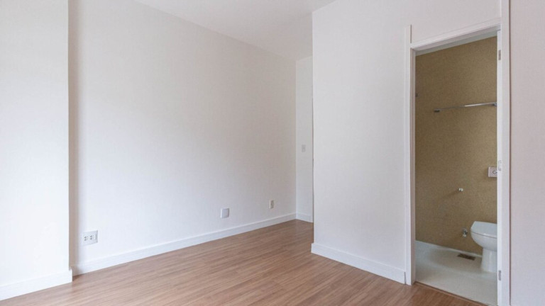 Imagem Imóvel com 2 Quartos à Venda, 93 m² em Humaitá - Rio De Janeiro