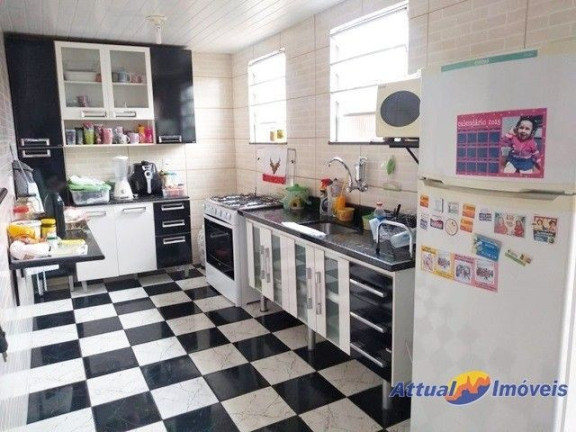Imagem Casa com 5 Quartos à Venda, 186 m² em Várzea - Teresópolis
