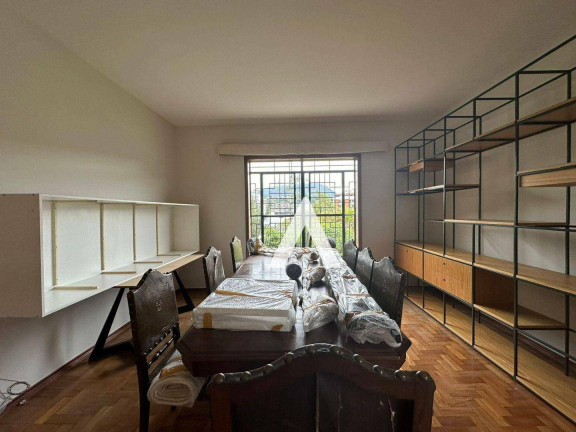 Imagem Casa com 4 Quartos à Venda, 214 m² em Jardim Europa - Teresópolis