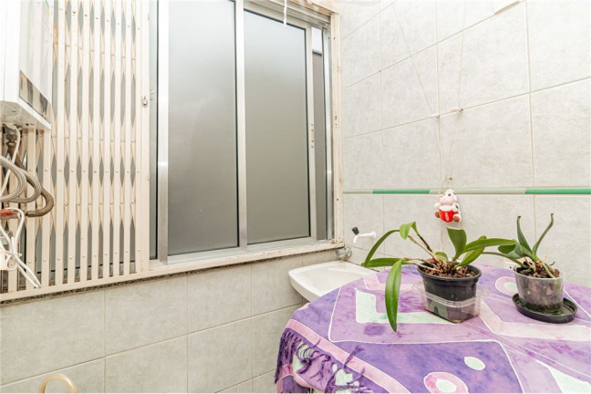 Imagem Imóvel com 2 Quartos à Venda,  em Menino Deus - Porto Alegre