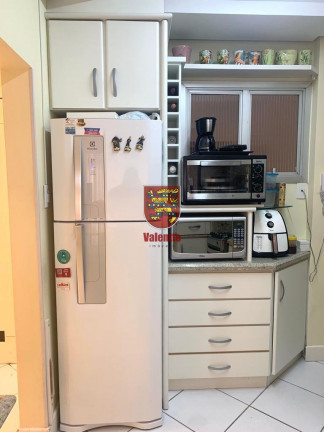 Imagem Apartamento com 2 Quartos à Venda, 82 m² em Centro