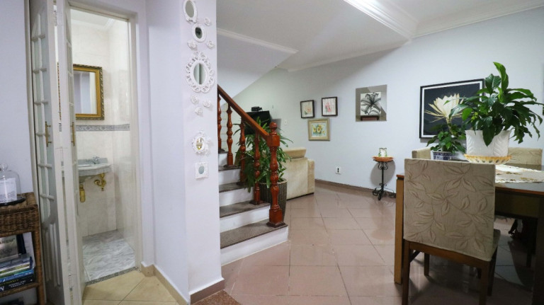 Imagem Casa com 4 Quartos à Venda, 200 m² em Campo Belo - São Paulo Imagem Casa com 4 Quartos à Venda, 200 m² em Campo Belo - São Paulo
