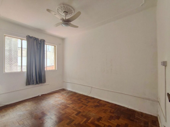 Imagem Imóvel com 1 Quarto à Venda, 35 m² em Cidade Baixa - Porto Alegre Imagem Imóvel com 1 Quarto à Venda, 35 m² em Cidade Baixa - Porto Alegre