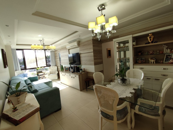 Imagem Apartamento com 3 Quartos à Venda, 84 m² em Jardim Botânico - Porto Alegre