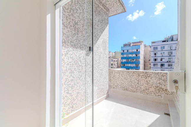 Imagem Apartamento com 3 Quartos à Venda, 135 m² em Copacabana - Rio De Janeiro Imagem Apartamento com 3 Quartos à Venda, 135 m² em Copacabana - Rio De Janeiro