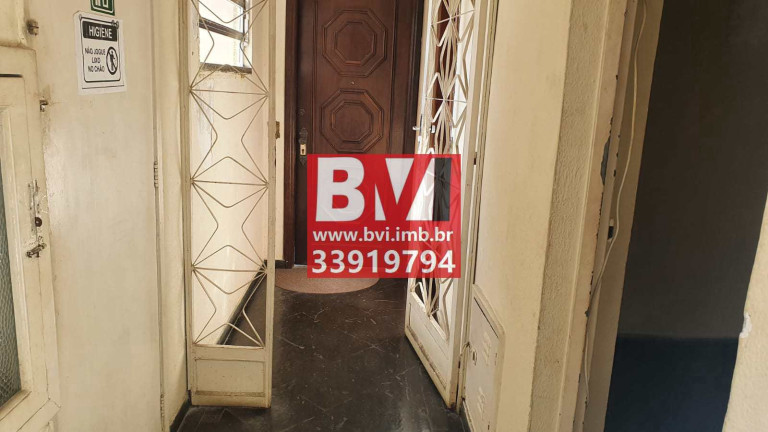 Imagem Apartamento com 2 Quartos à Venda, 45 m² em Bento Ribeiro - Rio De Janeiro Imagem Apartamento com 2 Quartos à Venda, 45 m² em Bento Ribeiro - Rio De Janeiro