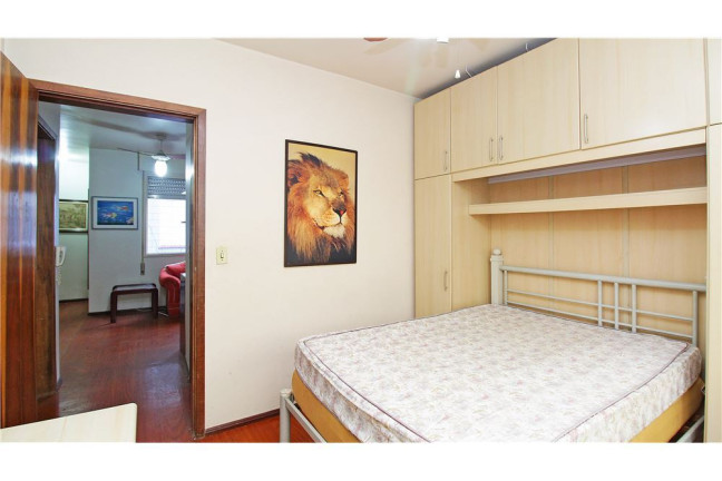 Imagem Imóvel com 1 Quarto à Venda,  em Petrópolis - Porto Alegre