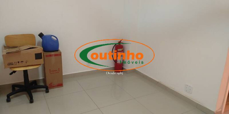 Imagem Imóvel Comercial à Venda, 29 m² em Vila Isabel - Rio De Janeiro Imagem Imóvel Comercial à Venda, 29 m² em Vila Isabel - Rio De Janeiro