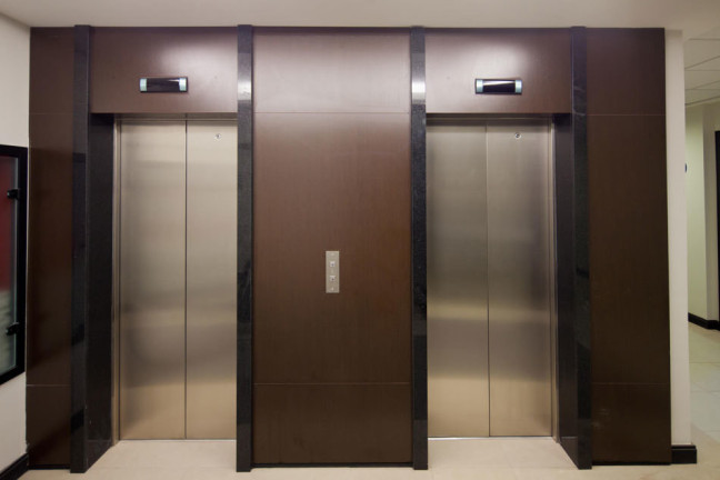 Imagem Sala Comercial à Venda, 212 m² em Batel - Curitiba Imagem Sala Comercial à Venda, 212 m² em Batel - Curitiba