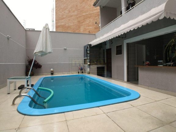 Imagem Casa com 5 Quartos à Venda, 700 m² em Centro - Balneário Camboriú