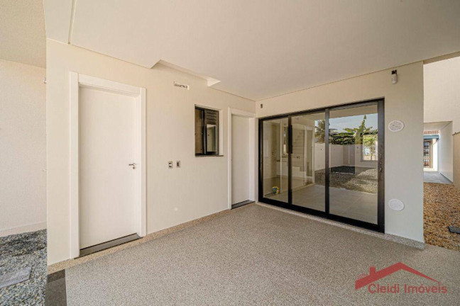 Imagem Casa com 3 Quartos à Venda, 161 m² em Saguaçu - Joinville