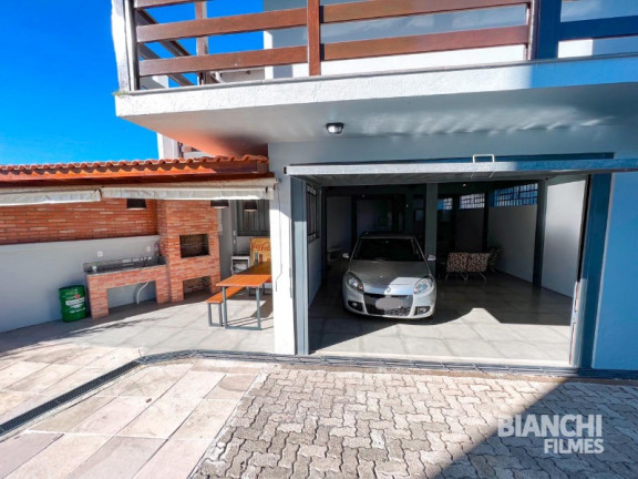 Imagem Sobrado com 3 Quartos à Venda, 328 m² em Jardim América - Caxias Do Sul