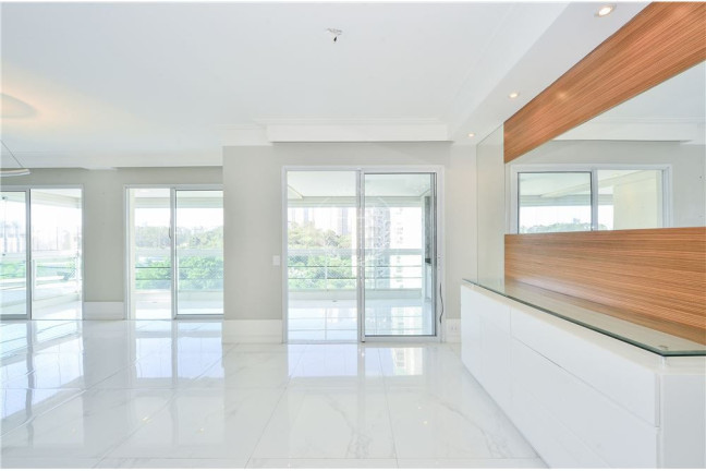 Imagem Apartamento com 3 Quartos à Venda, 177 m² em São Paulo