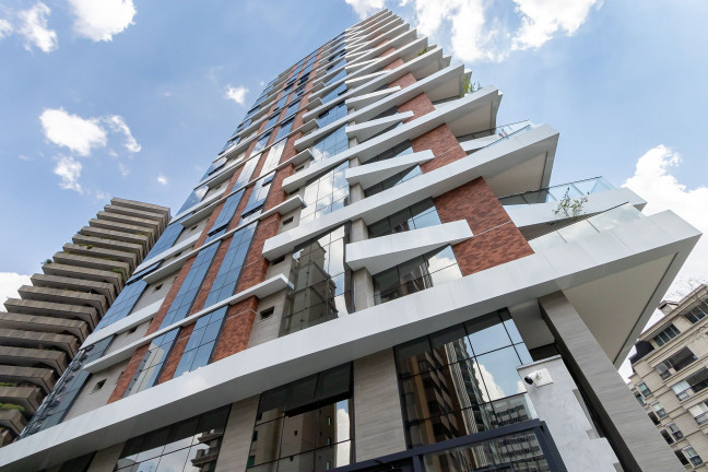Apartamento com 3 Quartos à Venda, 241 m² em Cabral - Curitiba