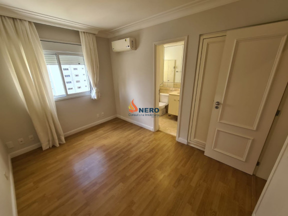 Imagem Imóvel com 3 Quartos à Venda, 252 m² em Campo Belo - São Paulo Imagem Imóvel com 3 Quartos à Venda, 252 m² em Campo Belo - São Paulo