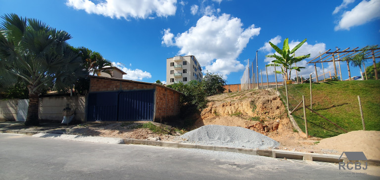 Terreno à Venda, 600 m² em Belvedere - Esmeraldas