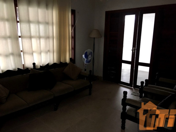 Casa com 2 Quartos para Temporada, 150 m² em Centro - Ubatuba