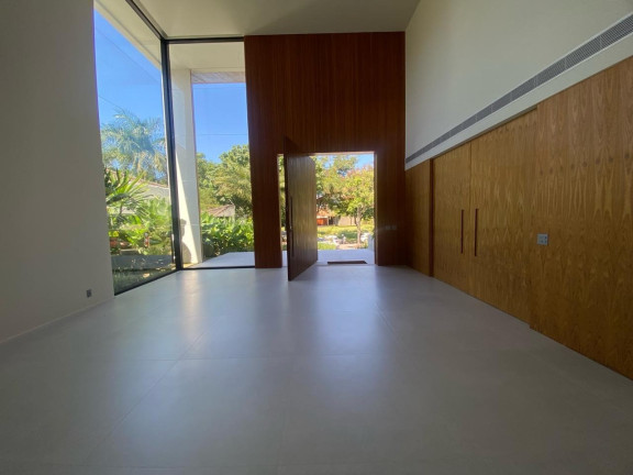 Imagem Casa de Condomínio com 5 Quartos à Venda, em Barra Da Tijuca - Rio De Janeiro Imagem Casa de Condomínio com 5 Quartos à Venda, em Barra Da Tijuca - Rio De Janeiro