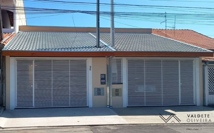 Casa com 3 Quartos à Venda,  em Residencial União - São José Dos Campos