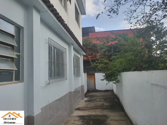 Imagem Sobrado com 6 Quartos à Venda,  em Senador Camará - Rio De Janeiro