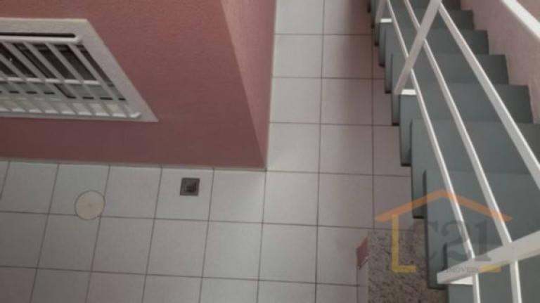 Imagem Sobrado com 3 Quartos à Venda, 250 m² em água Fria - São Paulo