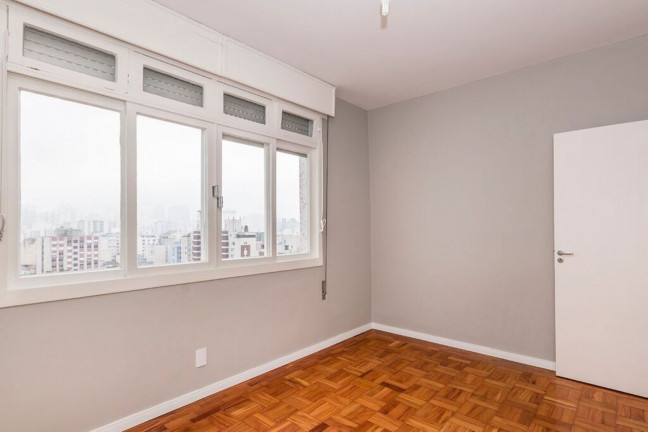 Imagem Imóvel com 2 Quartos à Venda, 81 m² em Cidade Baixa - Porto Alegre Imagem Imóvel com 2 Quartos à Venda, 81 m² em Cidade Baixa - Porto Alegre
