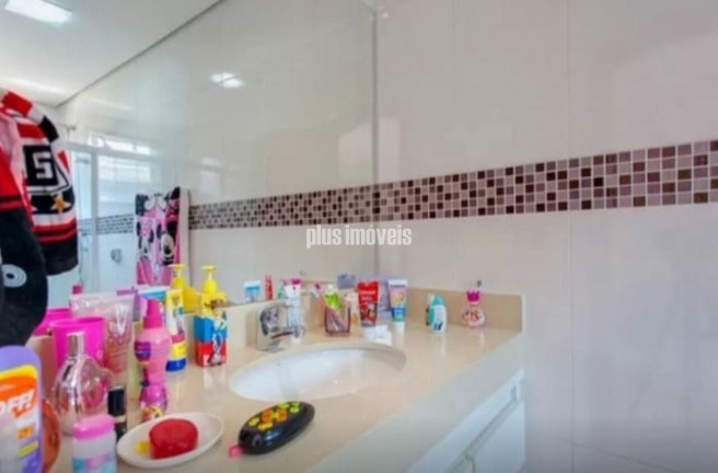 Imagem Casa com 5 Quartos à Venda, 380 m² em Morumbi - São Paulo Imagem Casa com 5 Quartos à Venda, 380 m² em Morumbi - São Paulo
