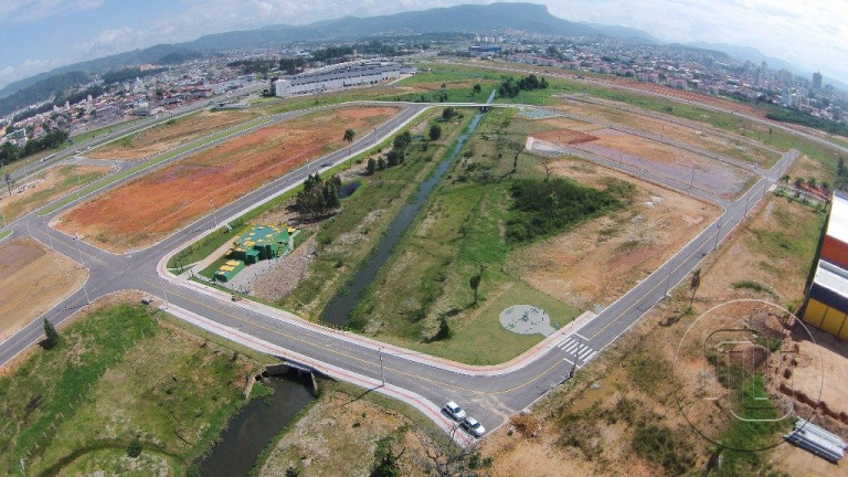 Imagem Terreno à Venda, 765 m² em Barra Do Aririú - Palhoça Imagem Terreno à Venda, 765 m² em Barra Do Aririú - Palhoça