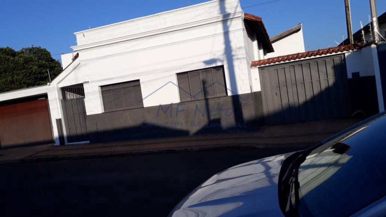 Imagem Casa com 6 Quartos à Venda, 391 m² em Centro - Pirassununga