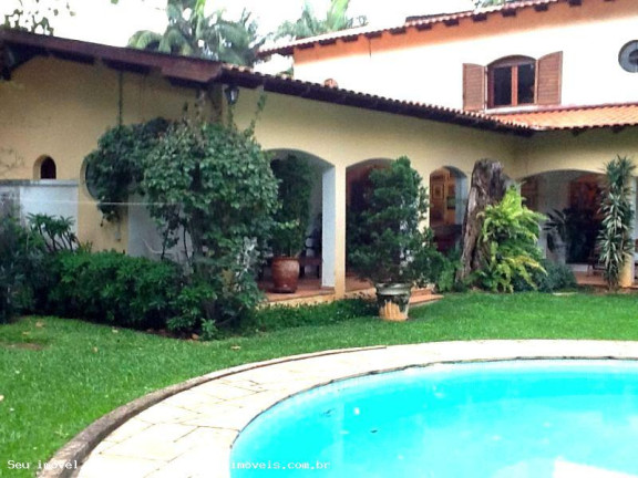 Casa com 5 Quartos à Venda, 500 m² em Interlagos - São Paulo