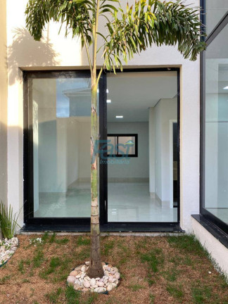 Imagem Sobrado com 3 Quartos à Venda, 290 m² em Condomínio Belvedere - Cuiabá