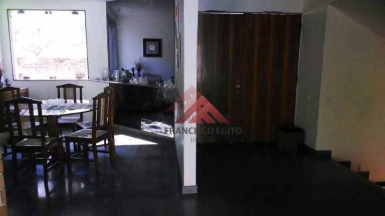 Imagem Casa com 2 Quartos à Venda, 440 m² em Santa Rosa - Niterói Imagem Casa com 2 Quartos à Venda, 440 m² em Santa Rosa - Niterói