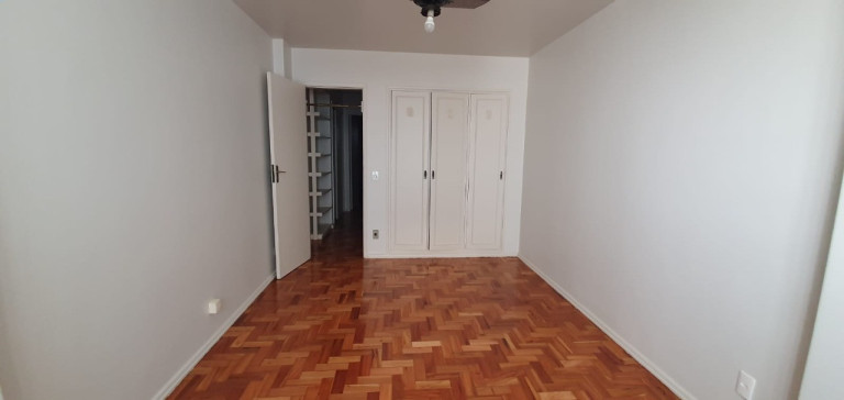Imagem Apartamento com 2 Quartos à Venda, 120 m² em Icaraí - Niterói