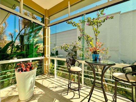 Imagem Casa de Condomínio com 4 Quartos à Venda, 701 m² em Córrego Grande - Florianópolis Imagem Casa de Condomínio com 4 Quartos à Venda, 701 m² em Córrego Grande - Florianópolis