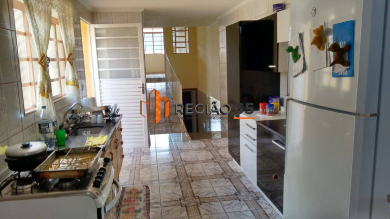 Imagem Casa com 3 Quartos à Venda, 200 m² em Jardim São Paulo - Poços De Caldas