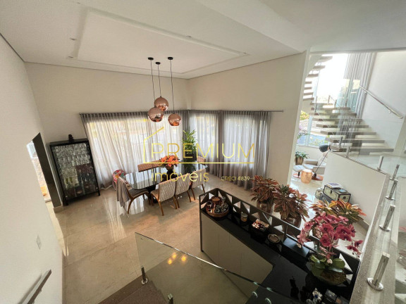 Imagem Casa com 3 Quartos à Venda, 505 m² em Medeiros - Jundiaí Imagem Casa com 3 Quartos à Venda, 505 m² em Medeiros - Jundiaí