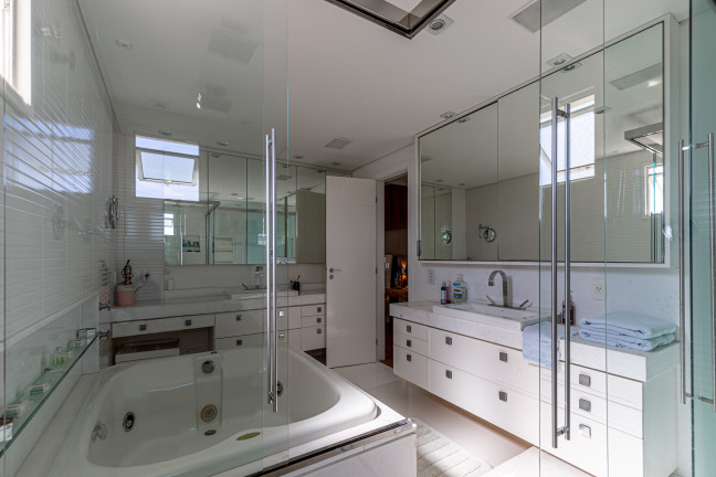 Imagem Imóvel com 4 Quartos à Venda, 401 m² em Vila Suzana/morumbi - São Paulo