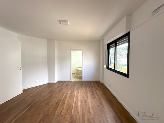Imagem Apartamento com 3 Quartos à Venda, 197 m² em Centro - Florianópolis Imagem Apartamento com 3 Quartos à Venda, 197 m² em Centro - Florianópolis