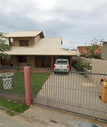 Imagem Casa com 4 Quartos para Temporada, 140 m² em Pinheira - Palhoça Imagem Casa com 4 Quartos para Temporada, 140 m² em Pinheira - Palhoça