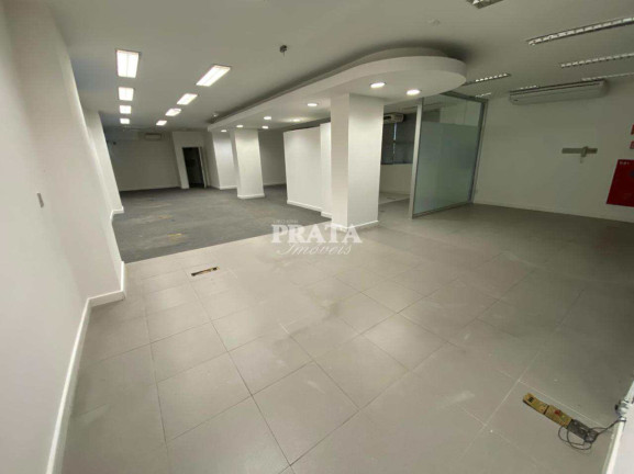 Imóvel Comercial para Alugar, 268 m² em Gonzaga - Santos