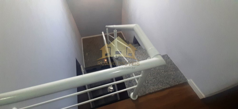 Imagem Sobrado com 3 Quartos à Venda, 213 m² em Vila Nhocune - São Paulo