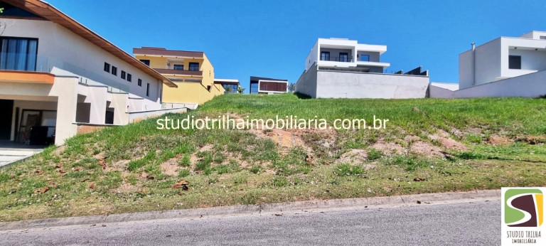 Terreno à Venda, 450 m² em Condomínio Residencial Jaguary - São José Dos Campos
