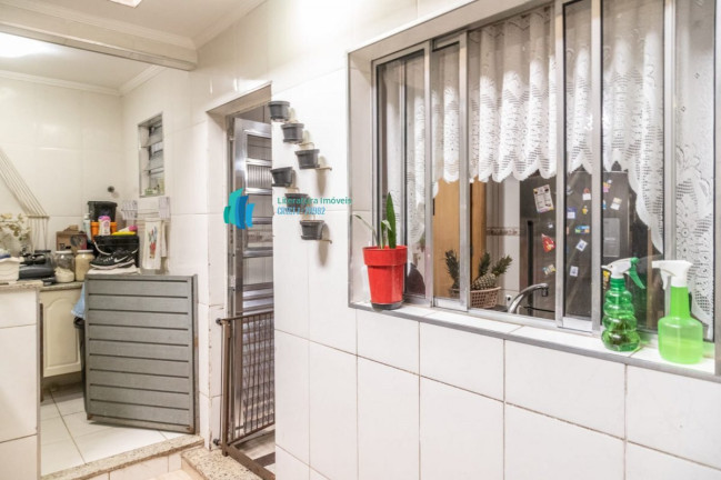 Imagem Sobrado com 4 Quartos para Alugar,  em Vila Robertina - São Paulo
