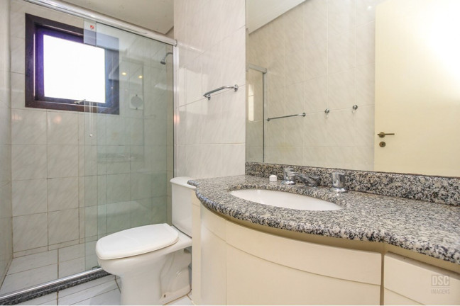 Imagem Apartamento com 3 Quartos à Venda, 137 m² em Petrópolis - Porto Alegre