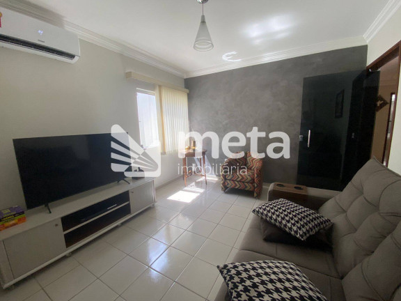 Imagem Casa com 3 Quartos à Venda, 250 m² em Vila Eduardo - Petrolina Imagem Casa com 3 Quartos à Venda, 250 m² em Vila Eduardo - Petrolina