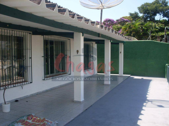 Sobrado com 4 Quartos à Venda, 265 m² em Massaguaçu - Caraguatatuba