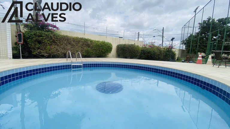 Imagem Apartamento com 3 Quartos à Venda, 70 m² em Muchila - Feira De Santana